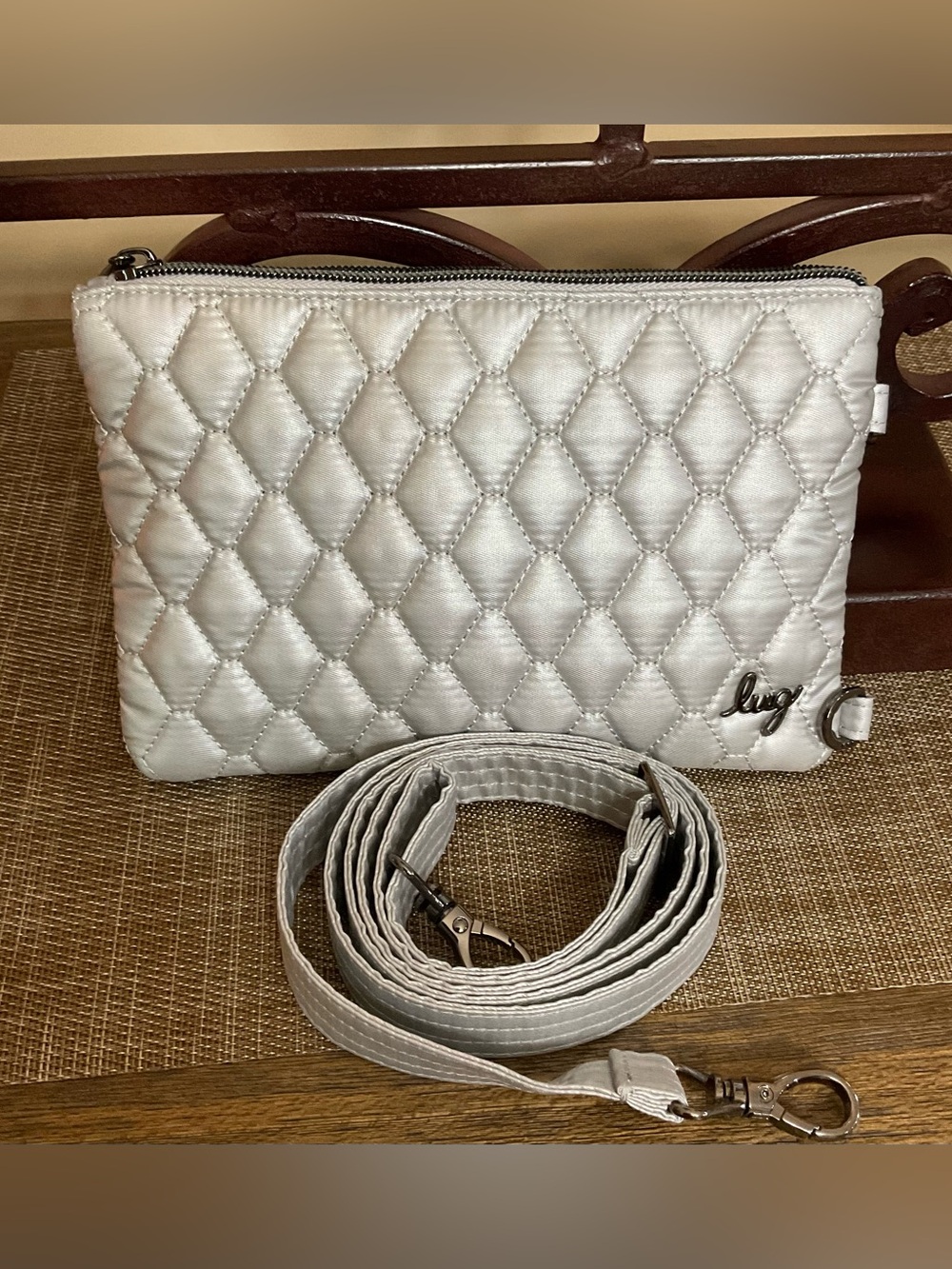 Lug Peekaboo Quilted Convertible Crossbody Bag. Metallic Silver. NWOT
